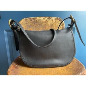 COACH Vintage Fletcher Saddle Bucket Crossbody Bag Black Leather No. E5F-4150
